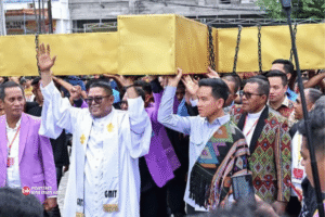 Mengaku Muslim Tapi Melakukan Peribadahan Agama Lain